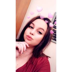 Meet your Posher, Clara